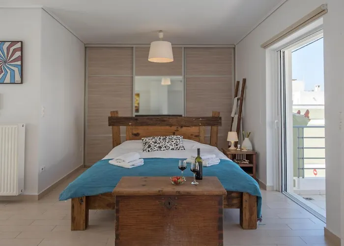 Townhouse In The Historical Centrer Of Athens